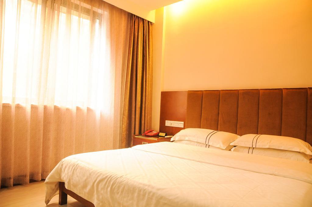 גואנגג'ואו Kaifu Hotel חדר תמונה